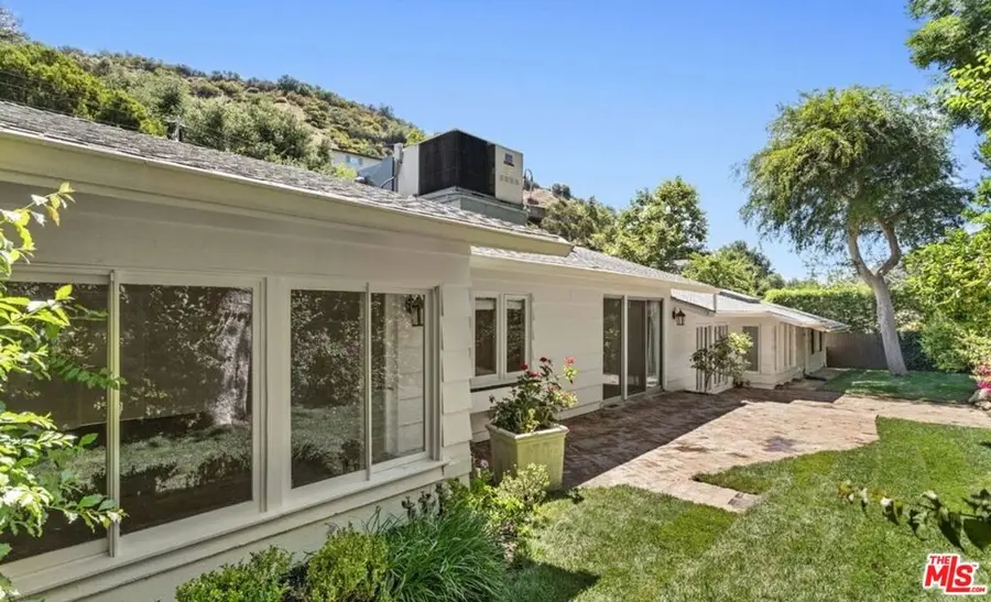 3933 Mandeville Canyon Road, Los Angeles, CA 90049 - #2