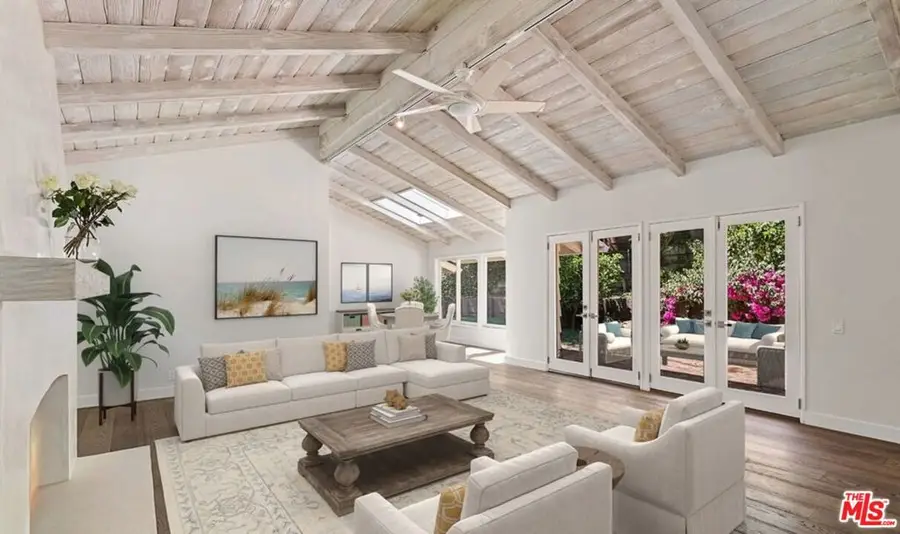 3933 Mandeville Canyon Road, Los Angeles, CA 90049 - #3