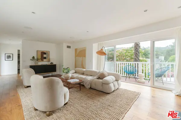 4338 Saltillo Street, Woodland Hills, CA 91364