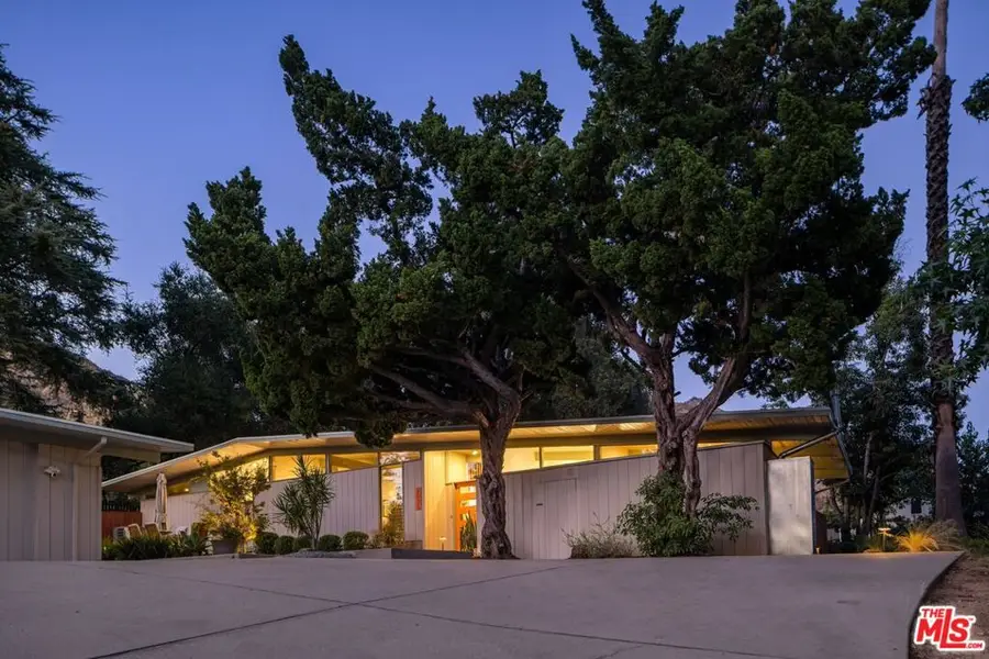 2035 Skyview Drive, Altadena, CA 91001 - #2