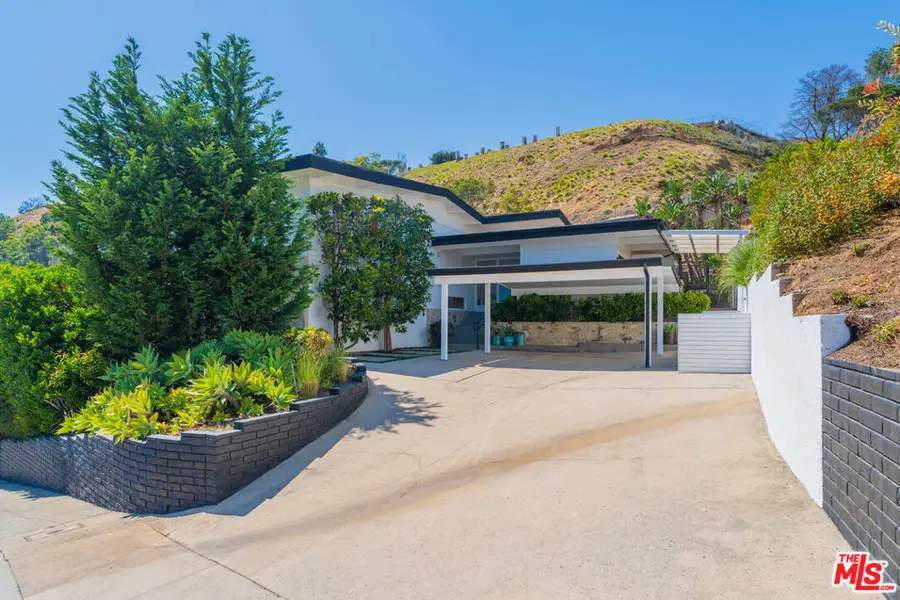 1071 Tellem Drive, Pacific Palisades, CA 90272 - #2