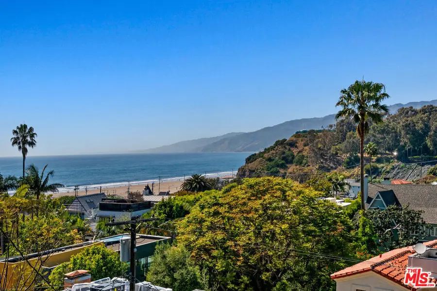 207 Ocean Ave Ext, Santa Monica, CA 90402 - #2