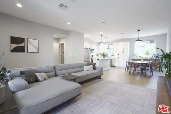 2189 Bluewing Walk, Gardena, CA 90249