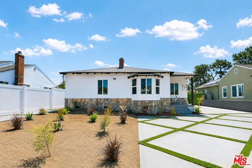 8012 Irvine Avenue, North Hollywood, CA 91605 - #1