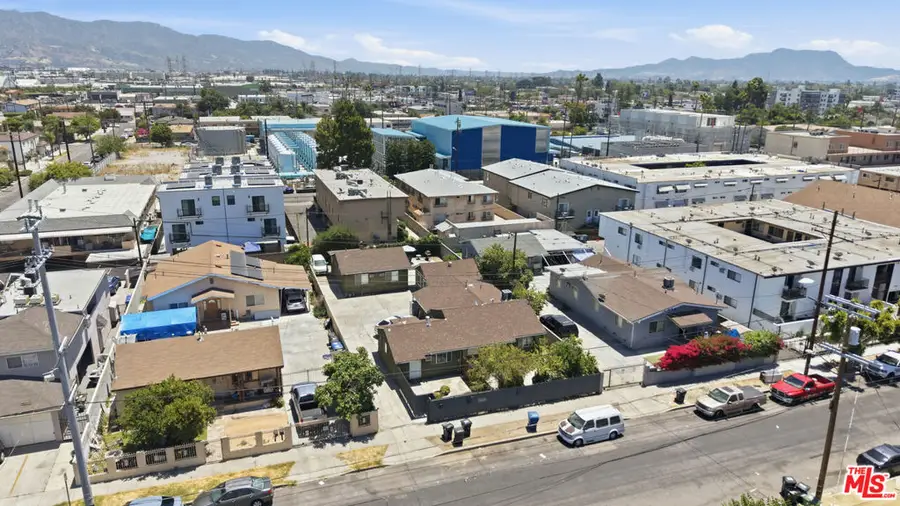 6850 Radford Avenue, North Hollywood, CA 91605 - #2