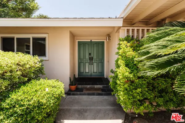 15900 Acre Street, North Hills, CA 91343