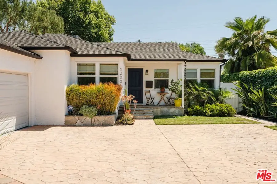 6200 Topeka Drive, Tarzana, CA 91335 - #3