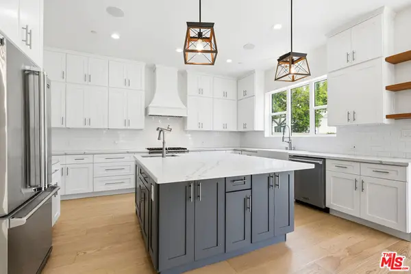 8308 Mcconnell Avenue, Los Angeles, CA 90045