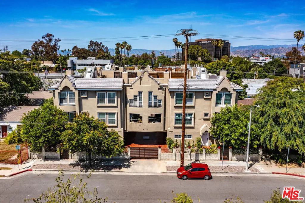 10929 Landale Street #2, North Hollywood, CA 91602 - #1