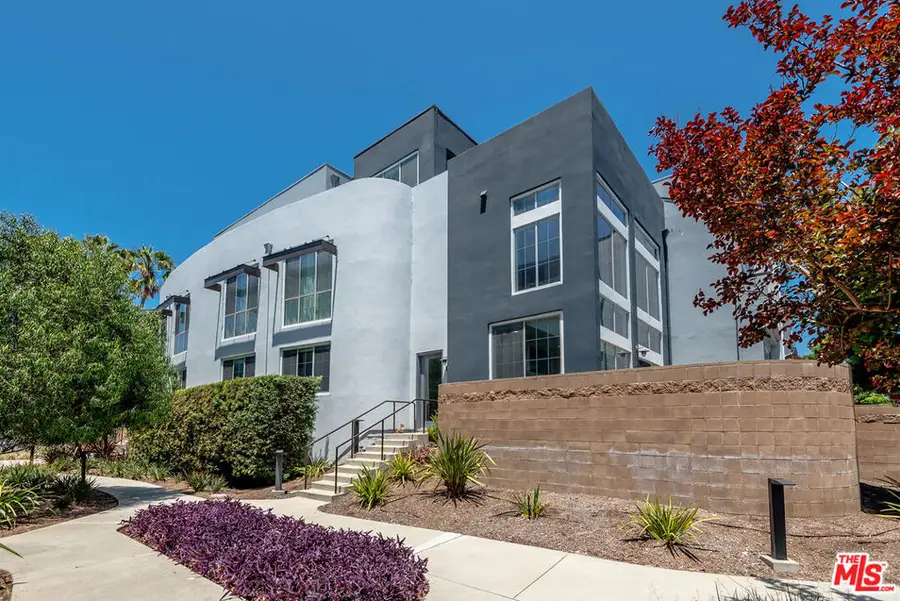 5350 Playa Vista Drive #17, Playa Vista, CA 90094 - #2