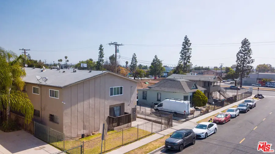 1017 W 95th Street, Los Angeles, CA 90044 - #3