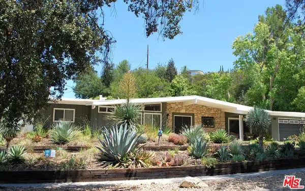 4228 Manson Avenue, Woodland Hills, CA 91364