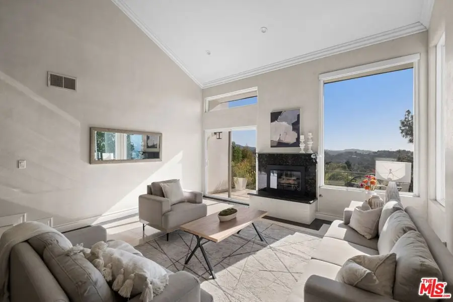 4927 Alatar Drive, Woodland Hills, CA 91364 - #2
