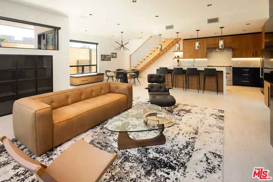 212 Bay St #103, Santa Monica, CA 90405 - #3