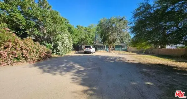 5042 W Avenue L12, Lancaster, CA 93536