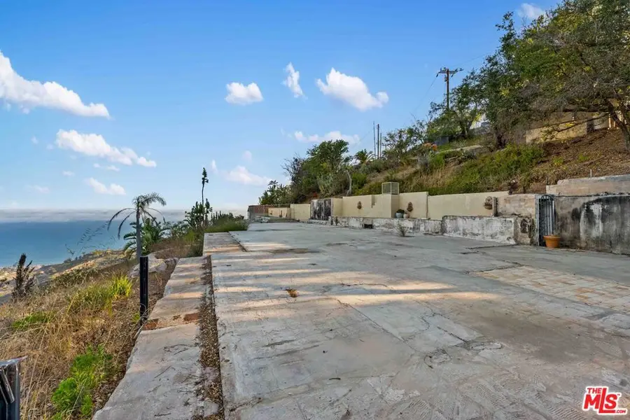21740 Azurelee Drive, Malibu, CA 90265 - #2