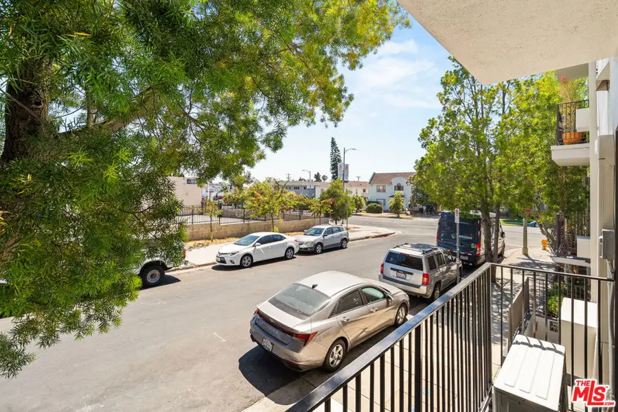 1930 N Vermont Avenue #103, Los Angeles, CA 90027 - #2