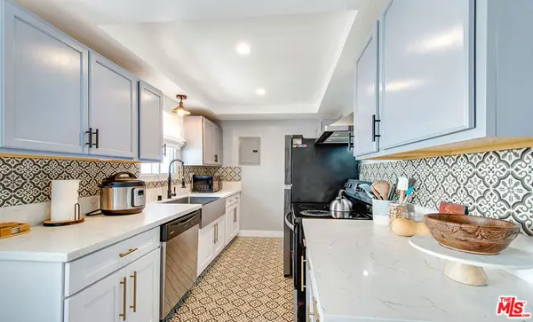 141 W Hillcrest Boulevard #2, Inglewood, CA 90301