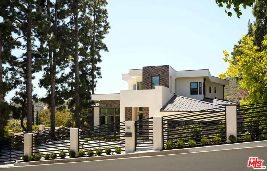1367 Casiano Road, Los Angeles, CA 90049 - #1