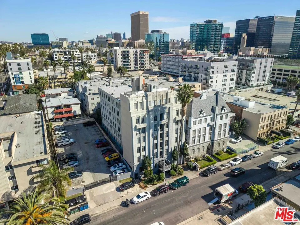 512 S Hobart Boulevard, Los Angeles, CA 90020 - #1