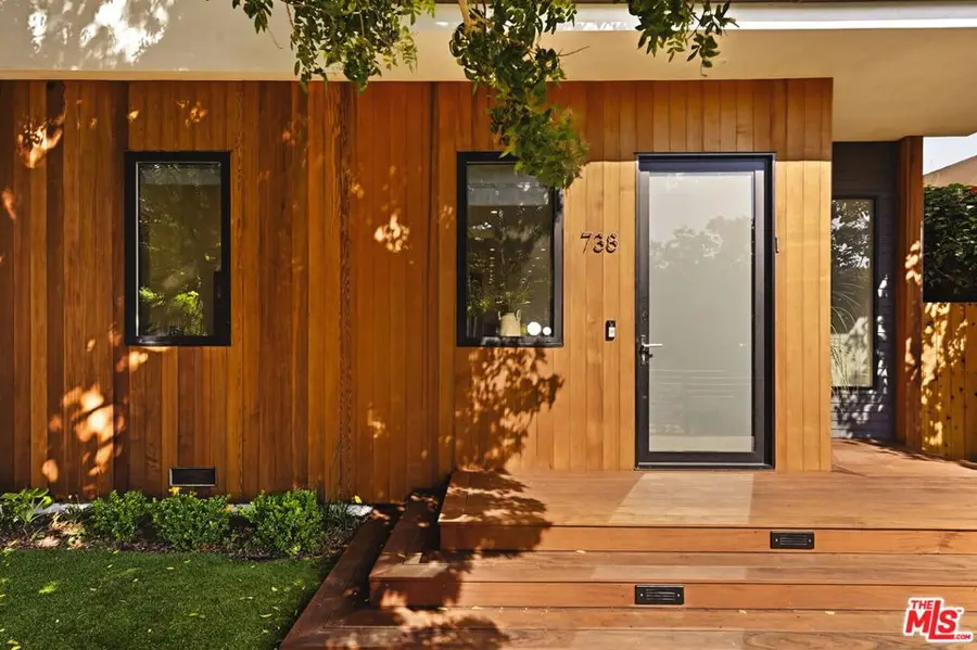738 Superba Avenue, Venice, CA 90291 - #2