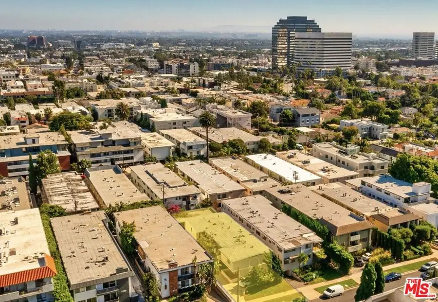 11938 Dorothy Street, Los Angeles, CA 90049 - #2