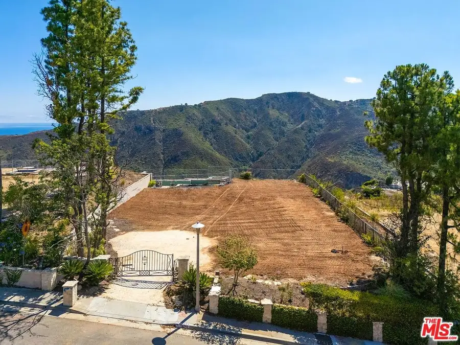 16740 Monte Hermoso Drive, Pacific Palisades, CA 90272 - #2