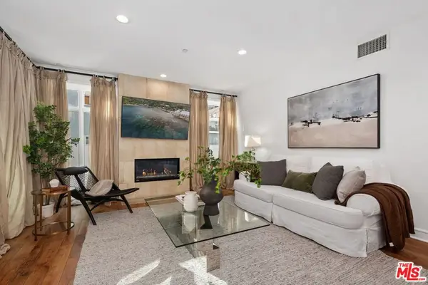 447 N Doheny Drive #102, Beverly Hills, CA 90210
