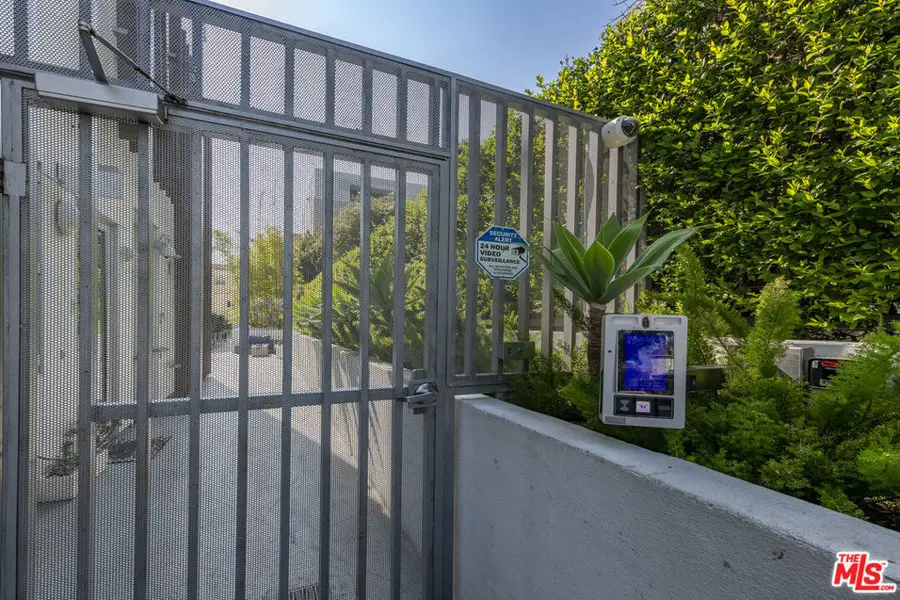 1345 Havenhurst Drive #15, Los Angeles, CA 90046 - #3