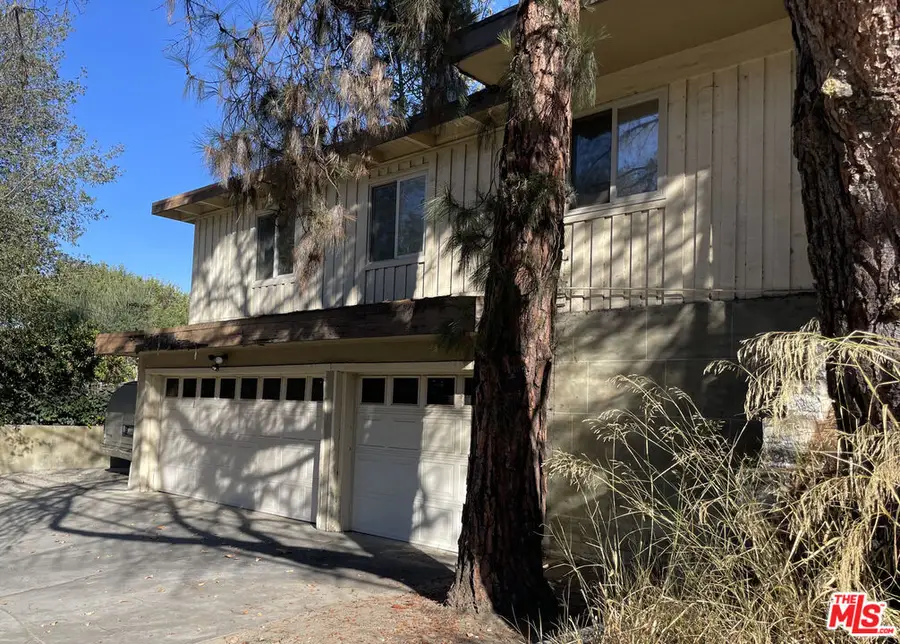 16643 Nanberry Road, Encino, CA 91436 - #3