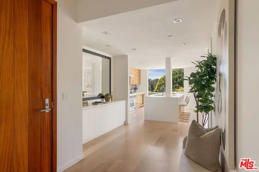 1705 Ocean Avenue #307, Santa Monica, CA 90401 - #2