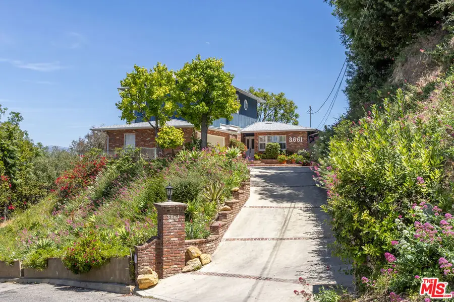 3661 Sunswept Drive, Studio City, CA 91604 - #2
