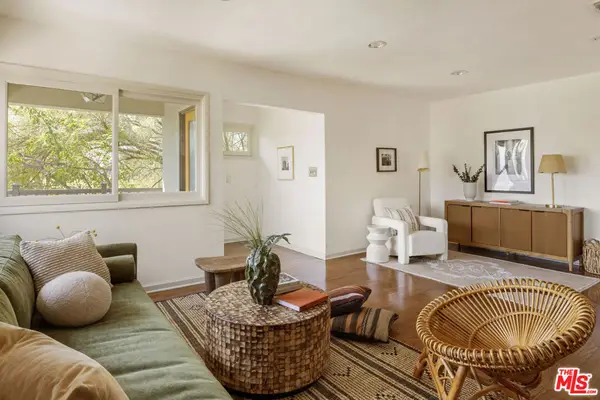 1022 Hyperion Avenue, Los Angeles, CA 90029