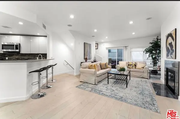 1160 Granville Avenue #108, Los Angeles, CA 90049