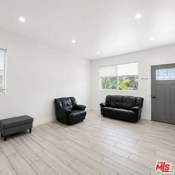 151 E 69th Street, Los Angeles, CA 90003 - #2