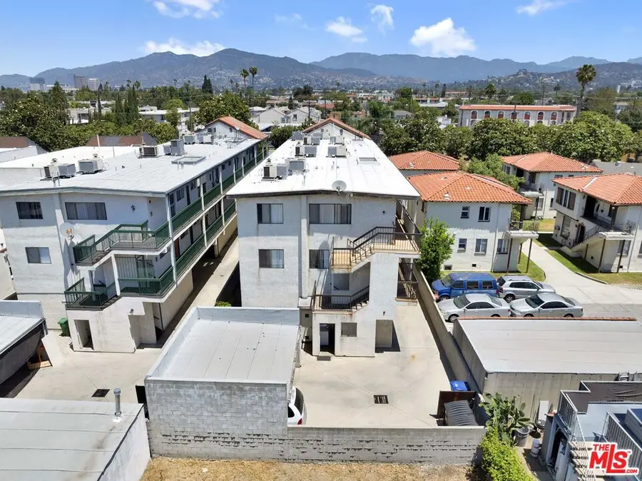 1004 E Garfield Avenue, Glendale, CA 91205 - #3