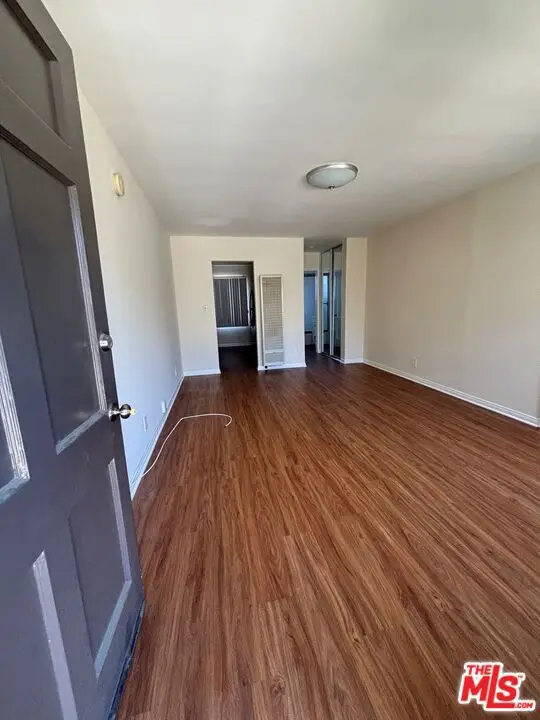 12036 Magnolia Boulevard, Valley Village, CA 91607 - #3