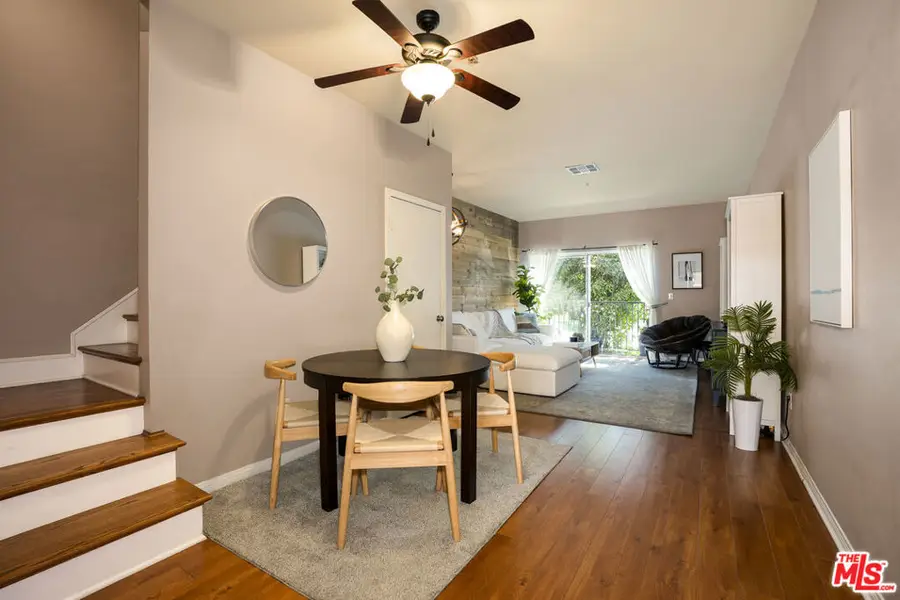 6525 Woodman Avenue #2, Valley Glen, CA 91401 - #2