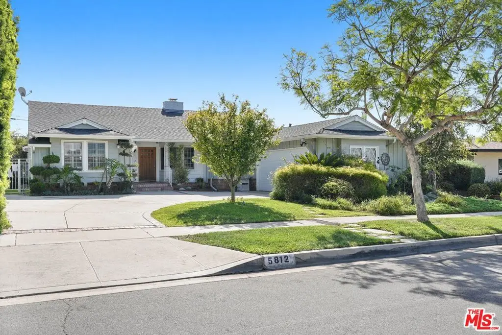 5812 S Garth Avenue, Los Angeles, CA 90056 - #1