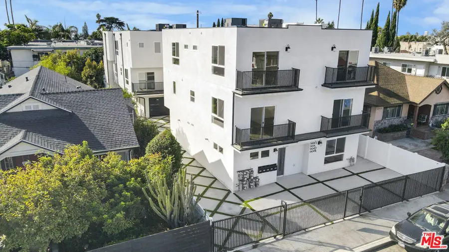 5436 Romaine Street, Los Angeles, CA 90038 - #3