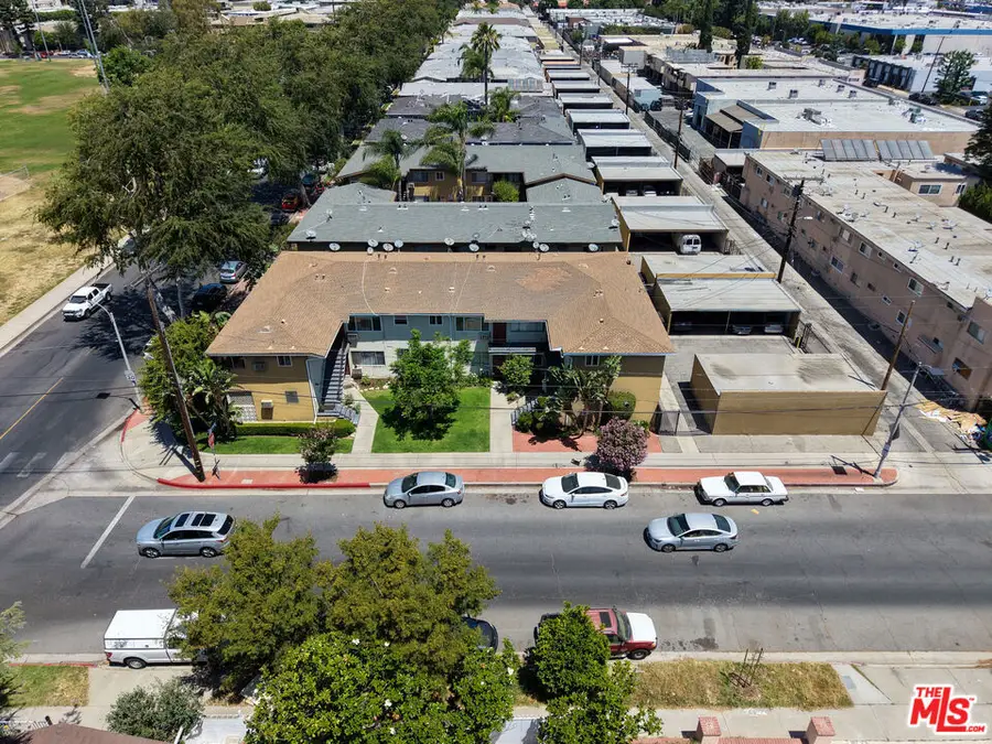 8000 Owensmouth Avenue, Canoga Park, CA 91304 - #3