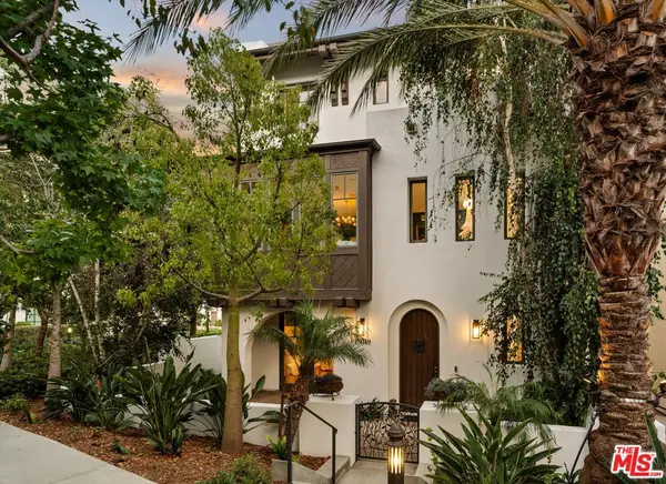 13049 S Icon Circle, Playa Vista, CA 90094