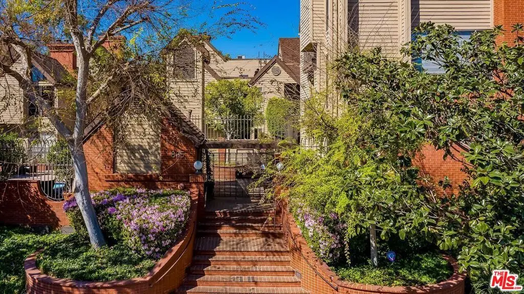 835 S Lucerne Boulevard #205, Los Angeles, CA 90005 - #1