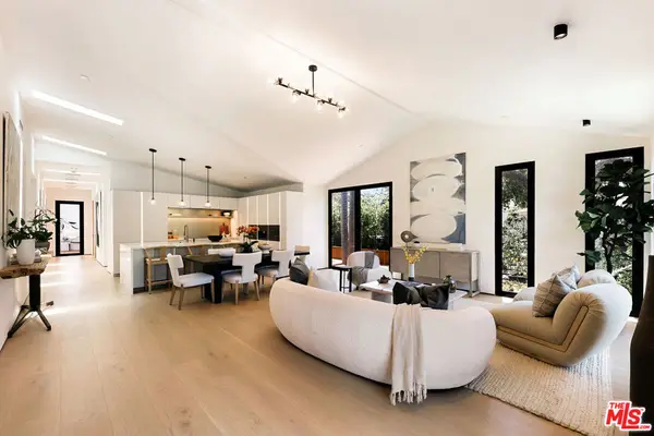 2202 California Avenue, Santa Monica, CA 90403