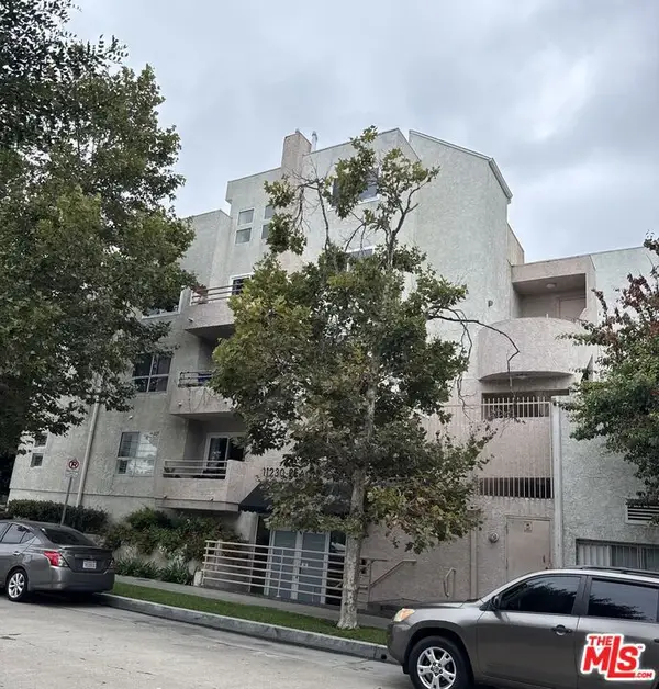 11230 Peach Grove Street #208, Los Angeles, CA 91601