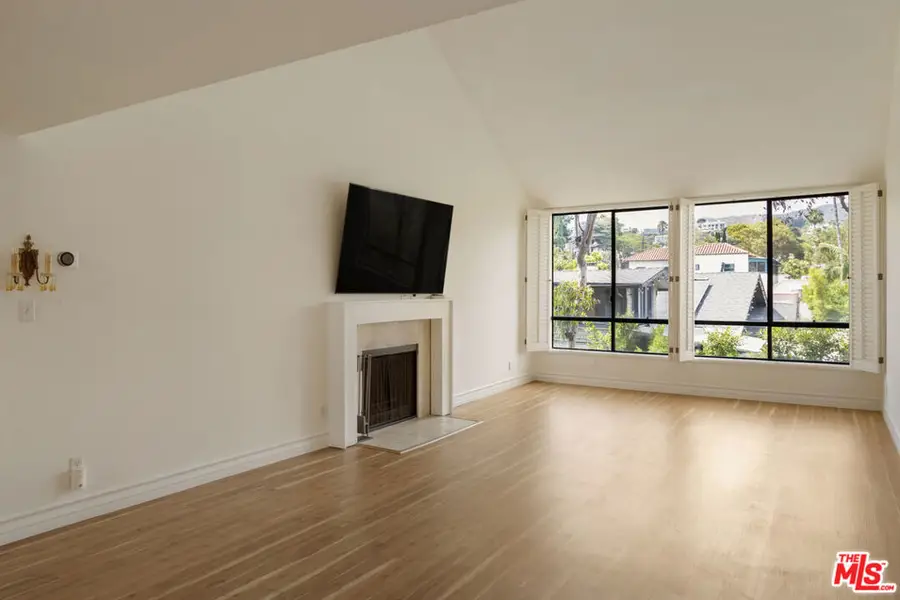1900 Vine Street #403, Los Angeles, CA 90068 - #2