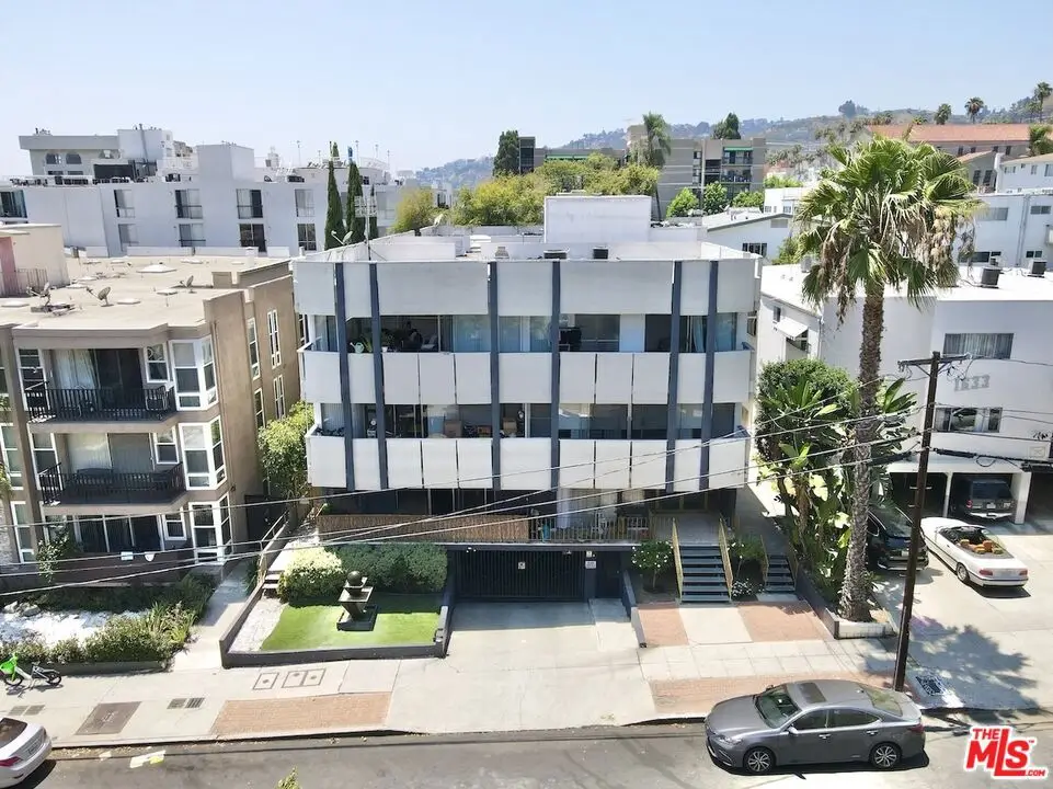 1627 N Poinsettia Place, Los Angeles, CA 90046 - #1