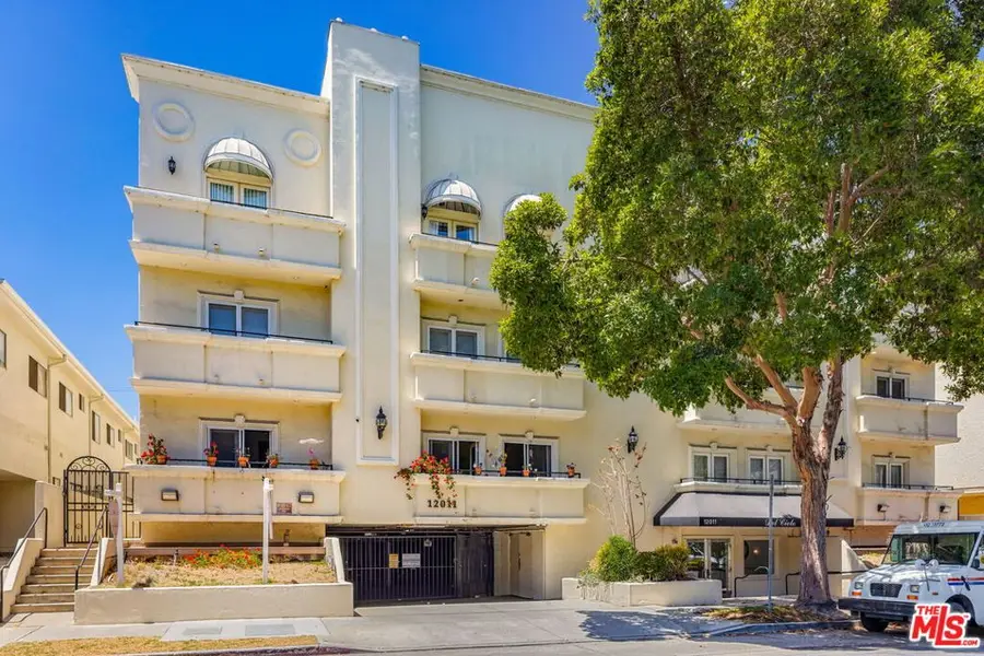 12011 Goshen Avenue #105, Los Angeles, CA 90049 - #2