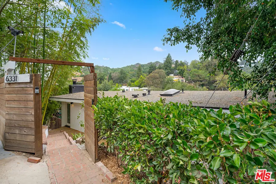 6331 Grape Place, Los Angeles, CA 90068 - #2
