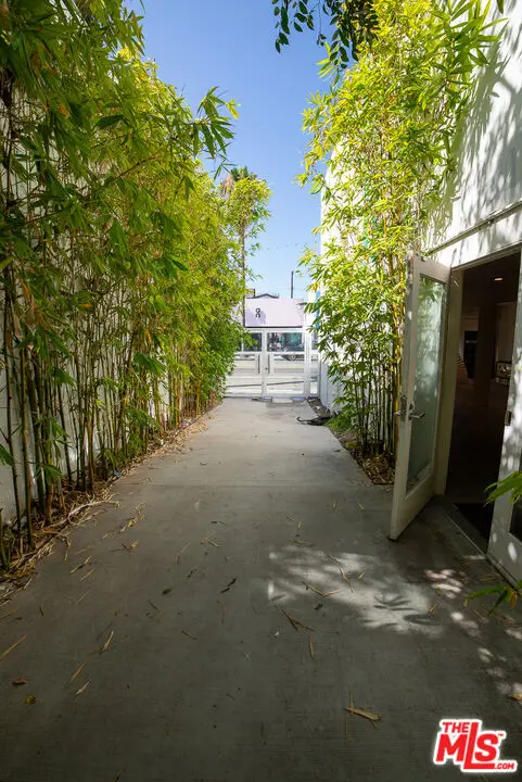1423 Abbot Kinney Boulevard, Venice, CA 90291 - #3